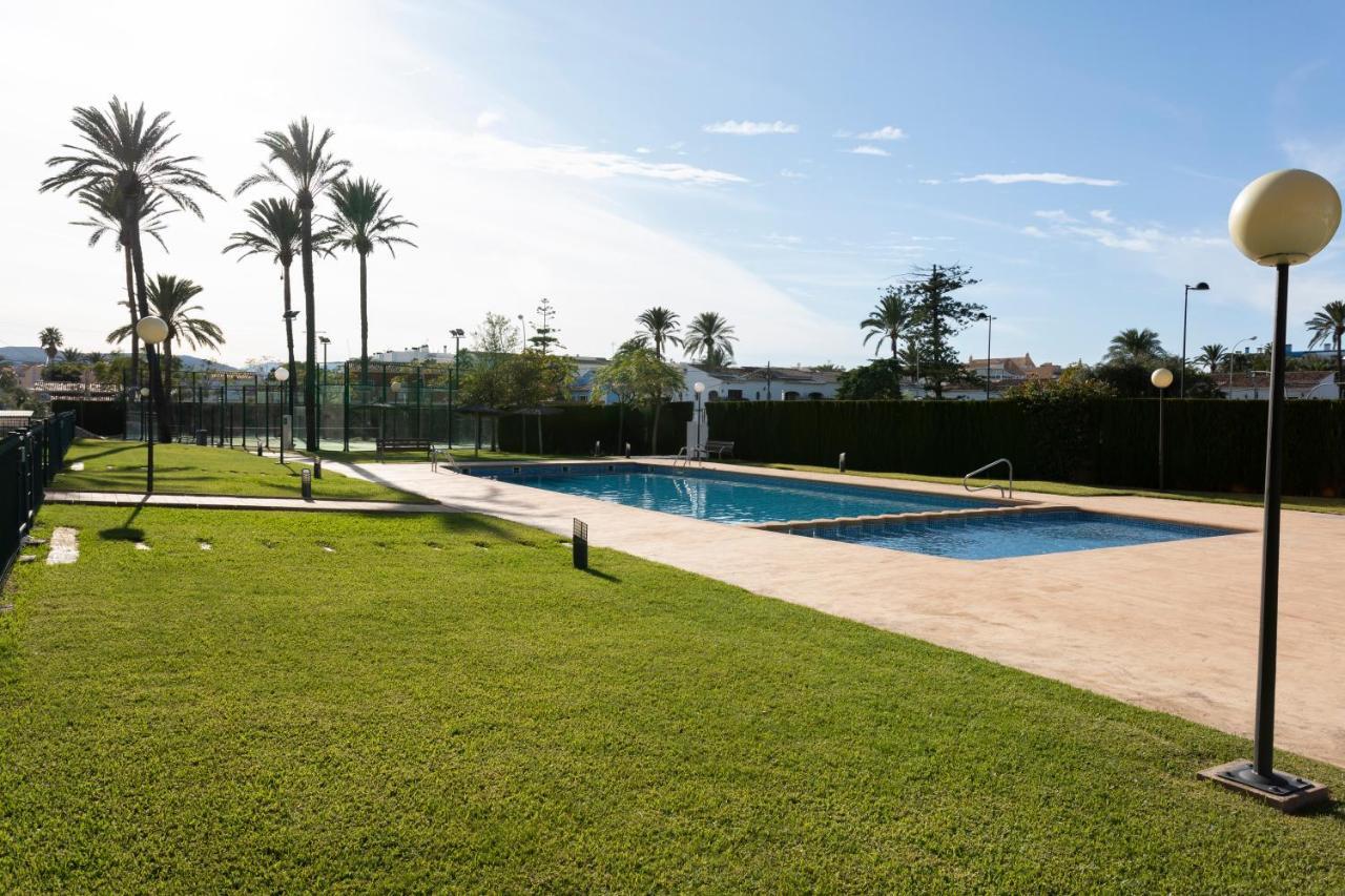 Brisas B2, 2 Dormitorios, Playa A 50M, By BookinDénia Buitenkant foto